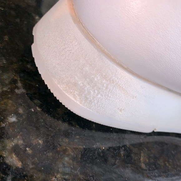 Classic OG All White Reebok’s - Picture 5 of 11